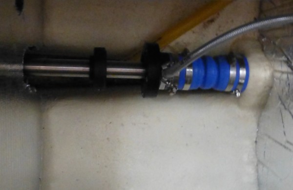 Shaft seal with replacement collar